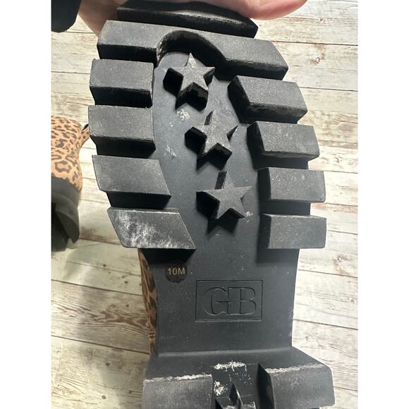 Gianni Bini All-Star Leopard Print Suede Zip Lug Sole Platform Booties Size 10 - Picture 8 of 8